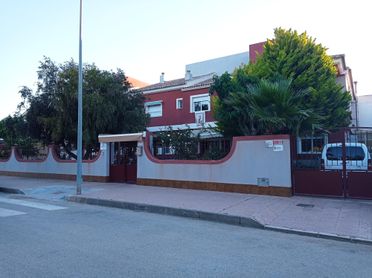 Residencia Nuestra Señora de los Ángeles fachada