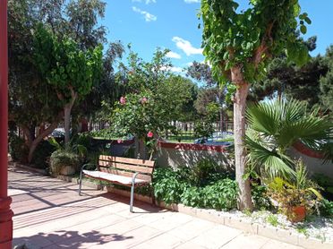 Residencia Nuestra Señora de los Ángeles jardines