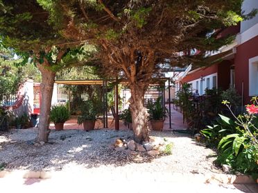 Residencia Nuestra Señora de los Ángeles jardin